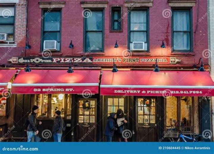 What is the oldest pizzeria in America?