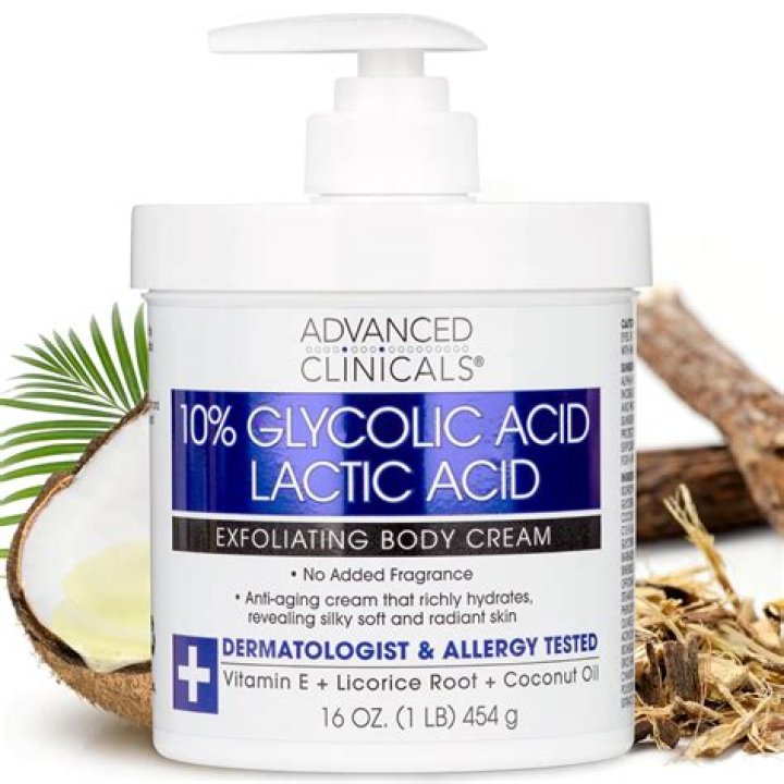 Which is better glycolic acid or hyaluronic acid?