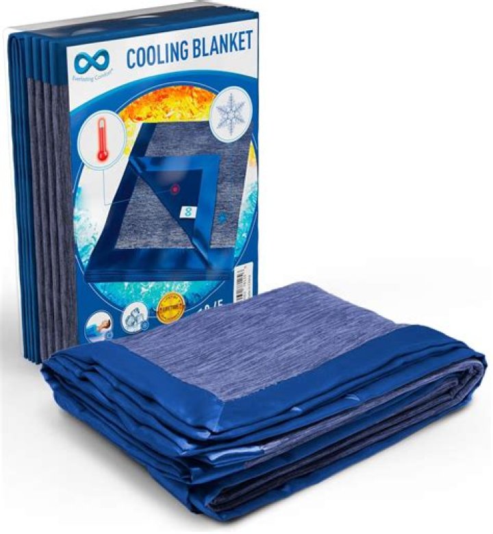 Which side of cooling blanket goes up?