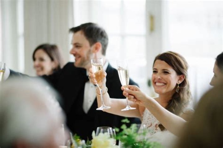 Who gives toast at rehearsal dinner?