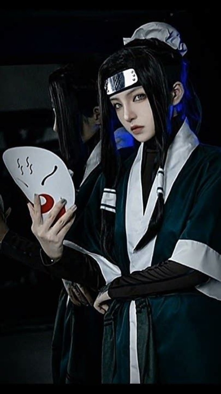 Who is the prettiest boy in Naruto?