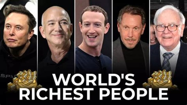 Who is the richest singer alive?