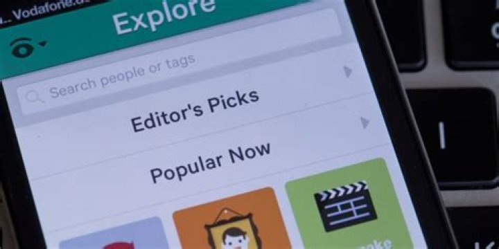 Why did Twitter shut down Vine?