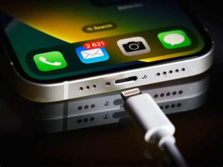 Why does my iPhone type what it hears?