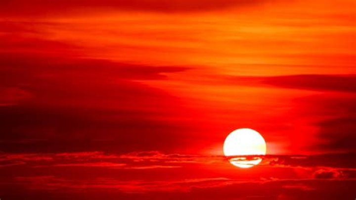 Why is red sky in the morning bad?